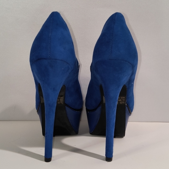 Qupid Women's 7 Blue Heels - Picture 2 of 8